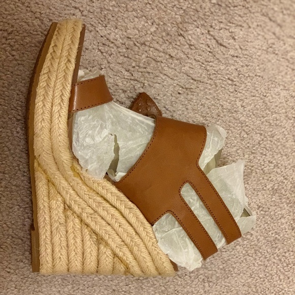 Michael Kors wedge sandal - Picture 4 of 7